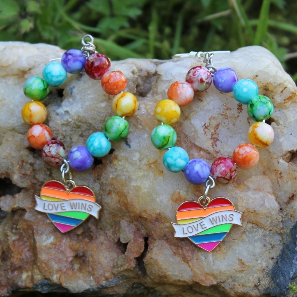 🥳SALE🥳🏳️‍🌈🌈 Gay Pride beaded hoop charm dangle earrings